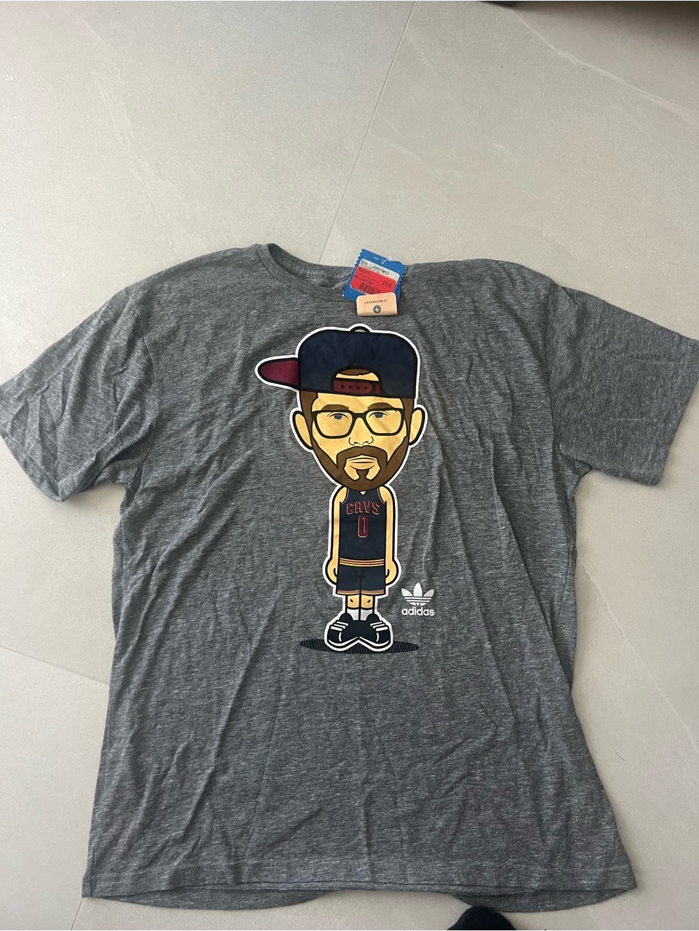 Adidas kevin love Men's Gray Graphic Tee with Cavaliers Cartoon